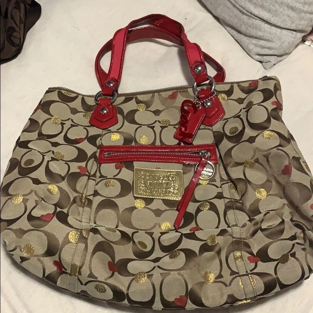 Limited Edition- Coach Poppy Heart Canvas Tote